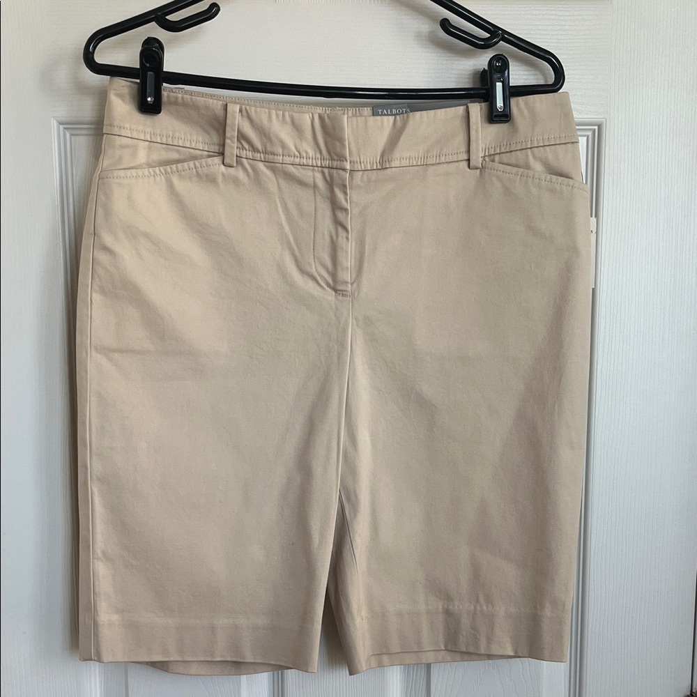 NWT Talbots sz 4 “Perfect Short 10.5” inseam khaki/tan - 4 pockets, too!